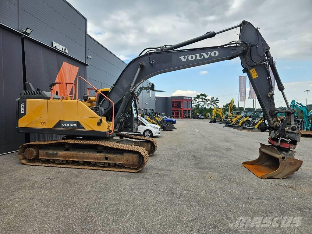 Volvo EC 250 EL Vikšriniai ekskavatoriai