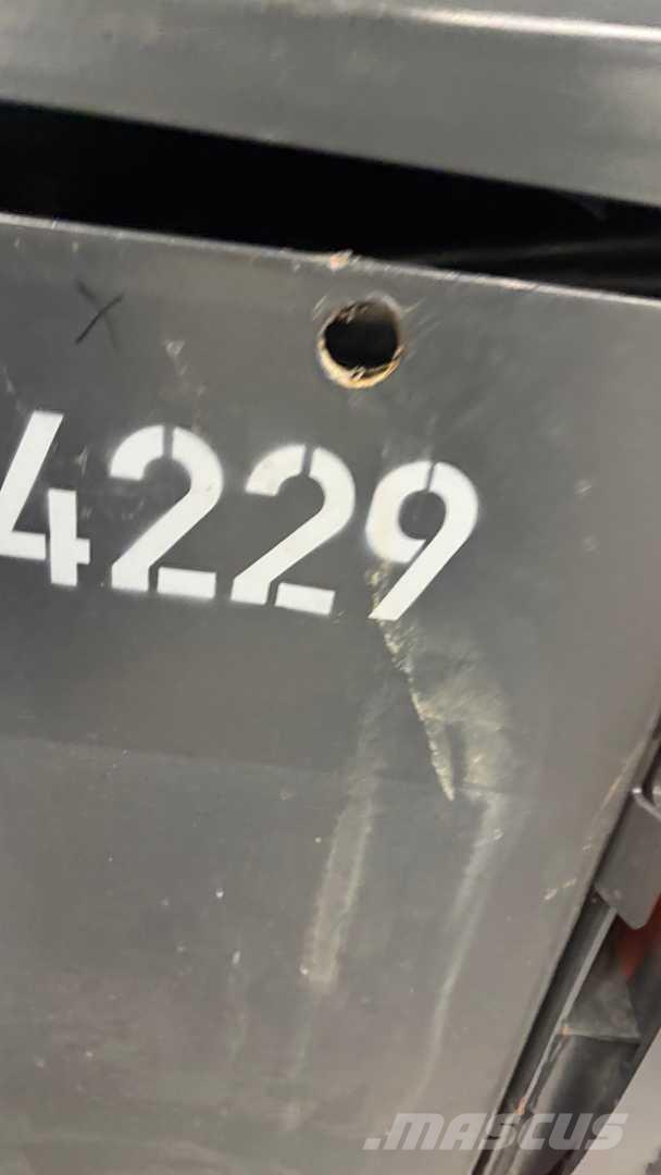 Linde E35HL Elektriniai šakiniai krautuvai