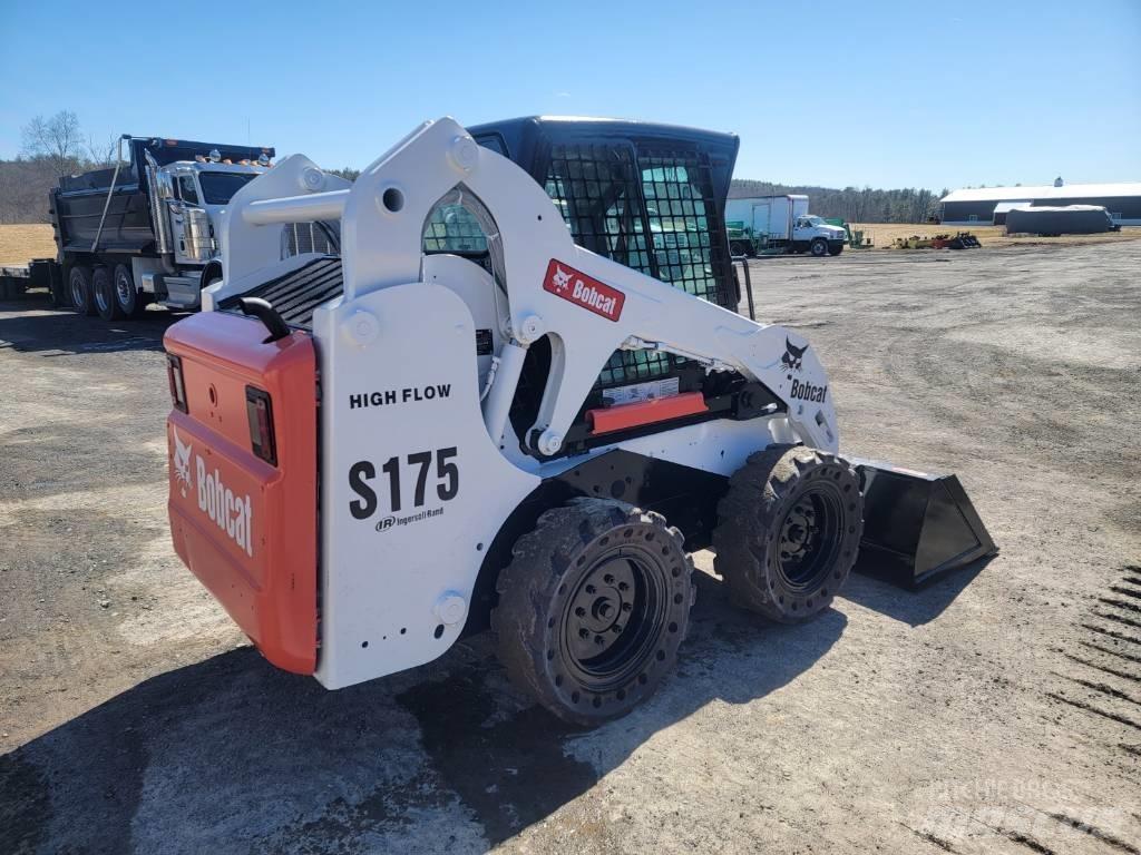 Bobcat S 175 Krautuvai su šoniniu pasukimu