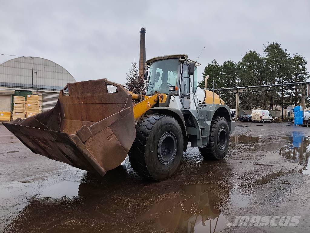 Liebherr L 544 Naudoti ratiniai krautuvai