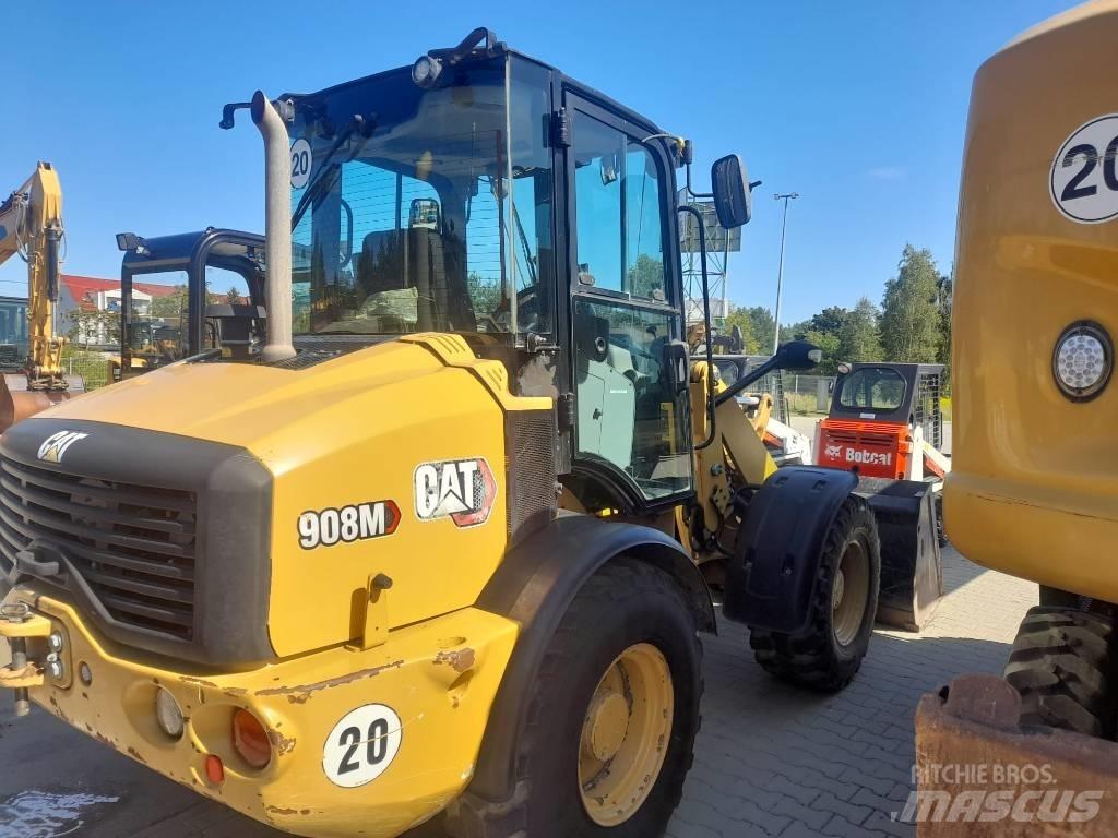 CAT 908M Naudoti ratiniai krautuvai