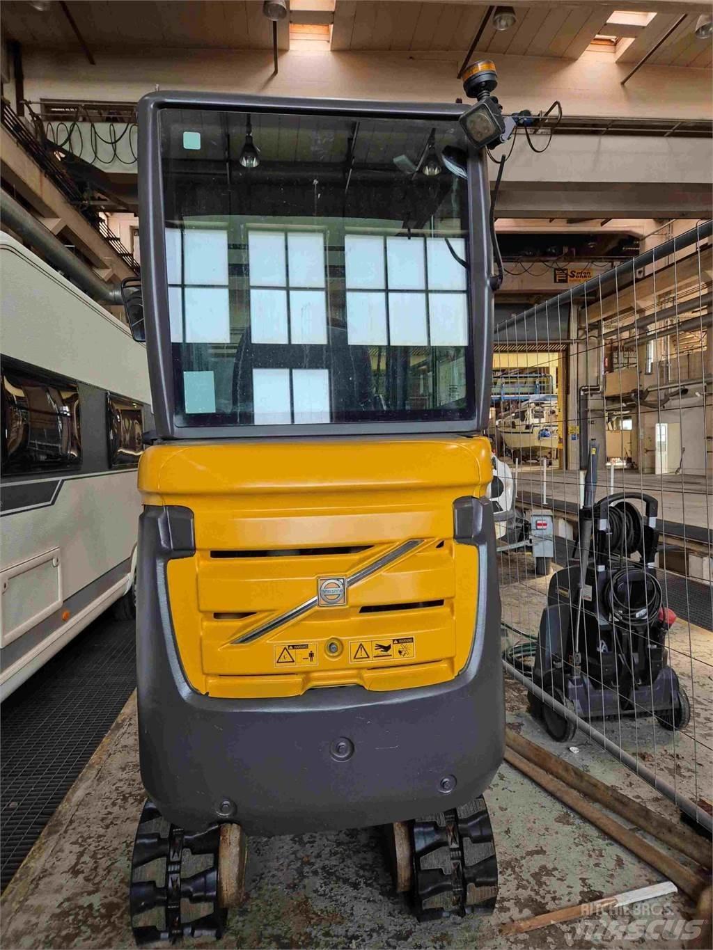 Volvo EC18C Mini ekskavatoriai < 7 t
