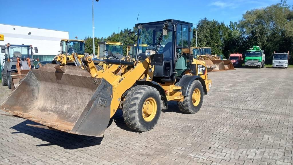 CAT 907 H 2 Naudoti ratiniai krautuvai
