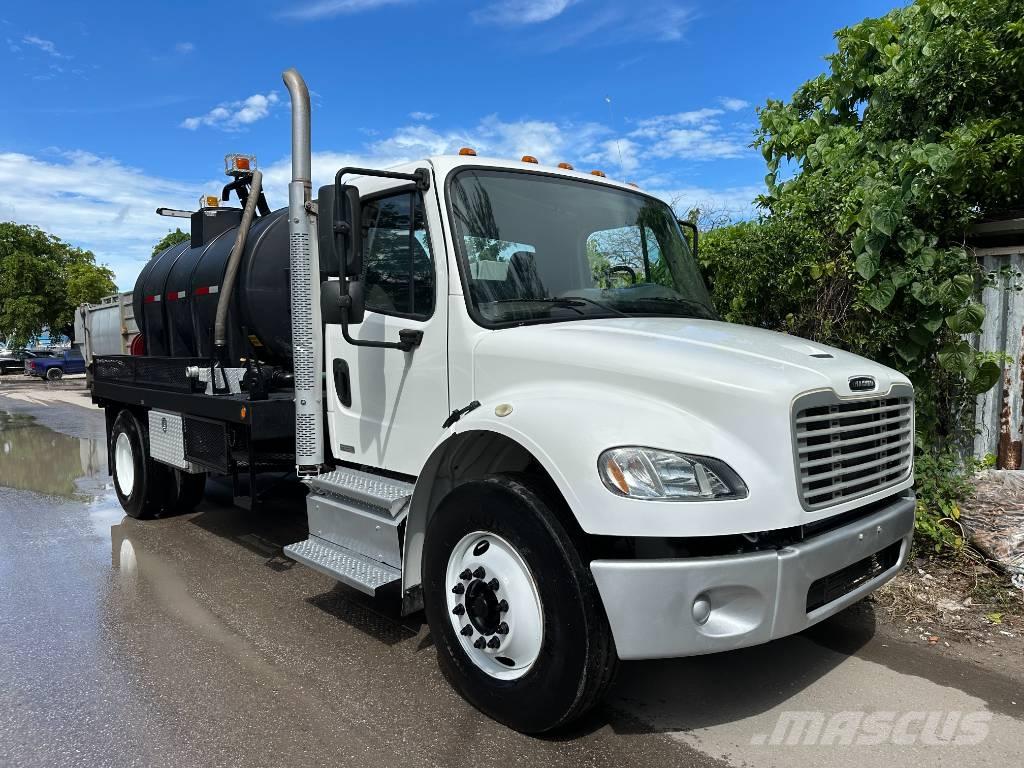 Freightliner M2 Kombinuotos paskirties / vakuuminiai sunkvežimiai