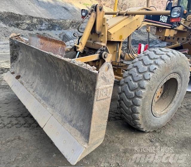 CAT 140 H VHP PLUS Greideriai