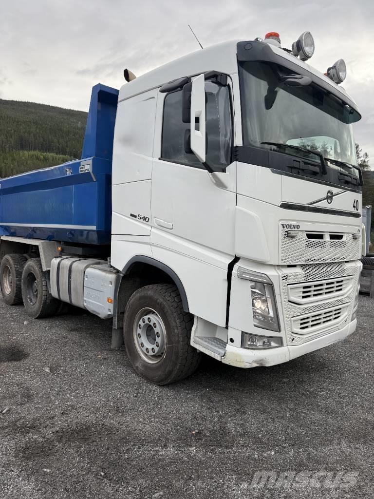 Volvo FH 540 Savivarčių priekabų vilkikai
