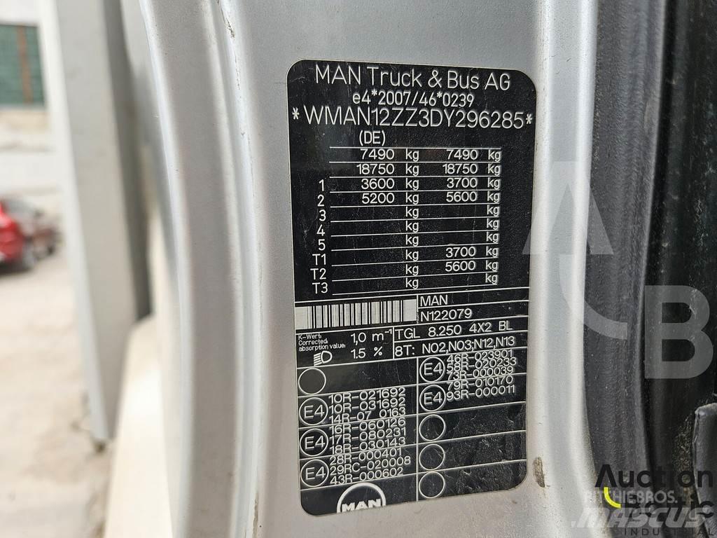MAN TGL8.250 Priekabos su tentu