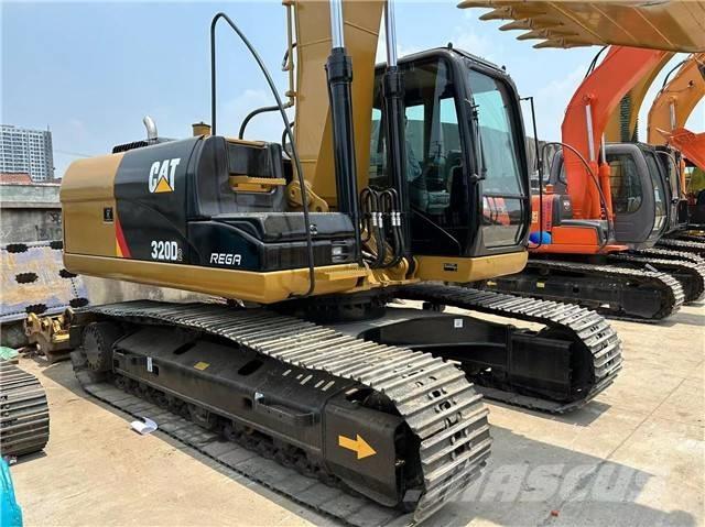CAT 320 D Vikšriniai ekskavatoriai