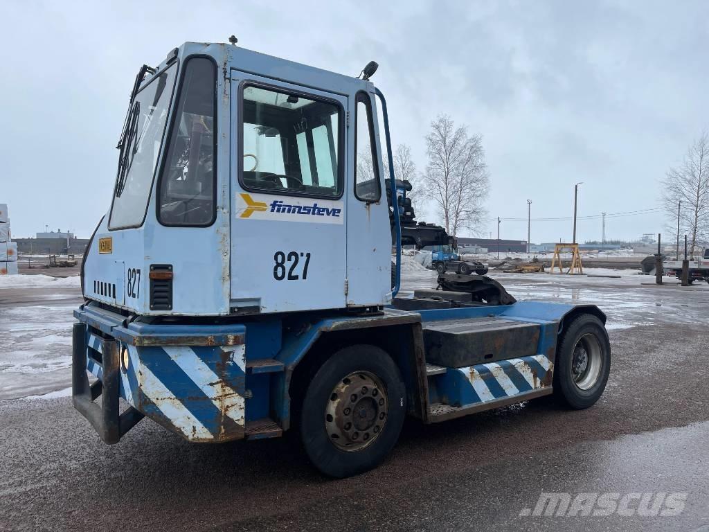 Sisu TRX181 Naudoti terminalų vilkikai