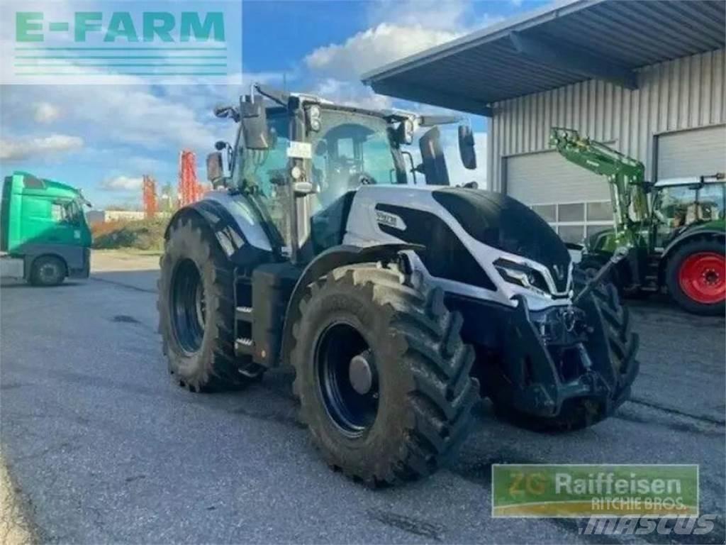Valtra q265 Traktoriai