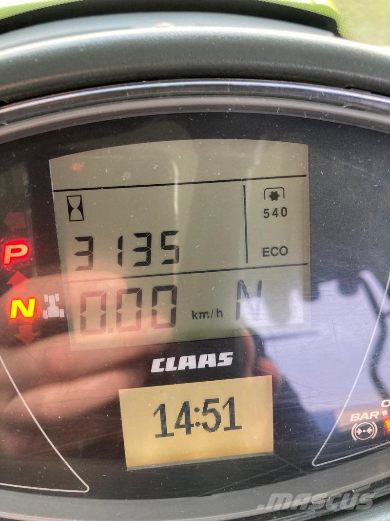 CLAAS Axion 870 Traktoriai