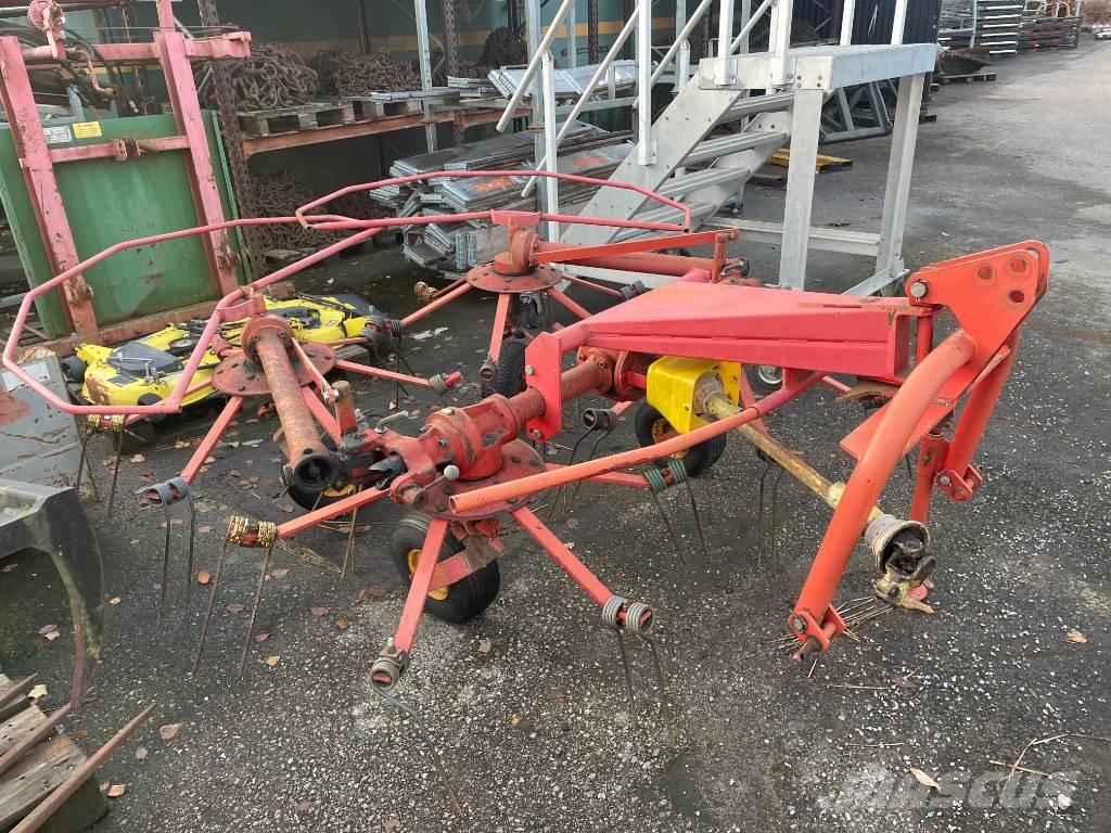 Taarup Vändare Šieno grėbliai ir vartytuvai