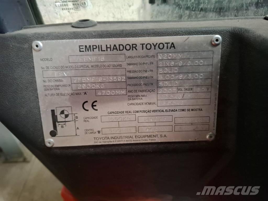Toyota 75BMF18 Elektriniai šakiniai krautuvai