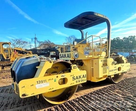 Sakai SW 900 Pneumo volai