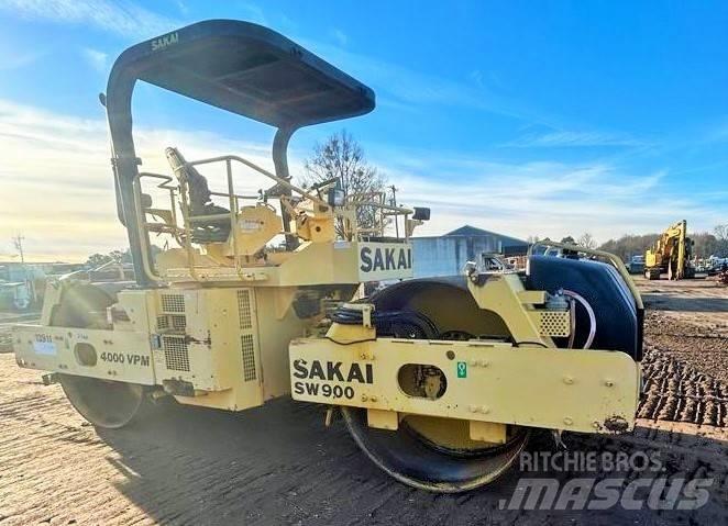 Sakai SW 900 Pneumo volai