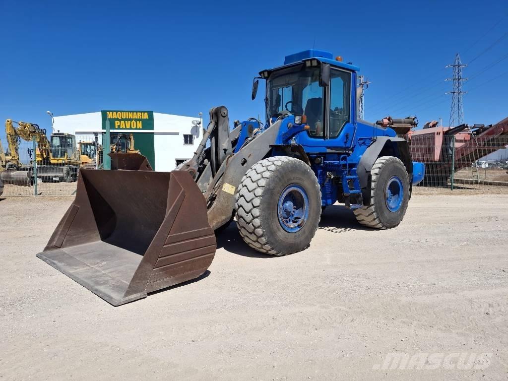 Volvo L 120 F Naudoti ratiniai krautuvai