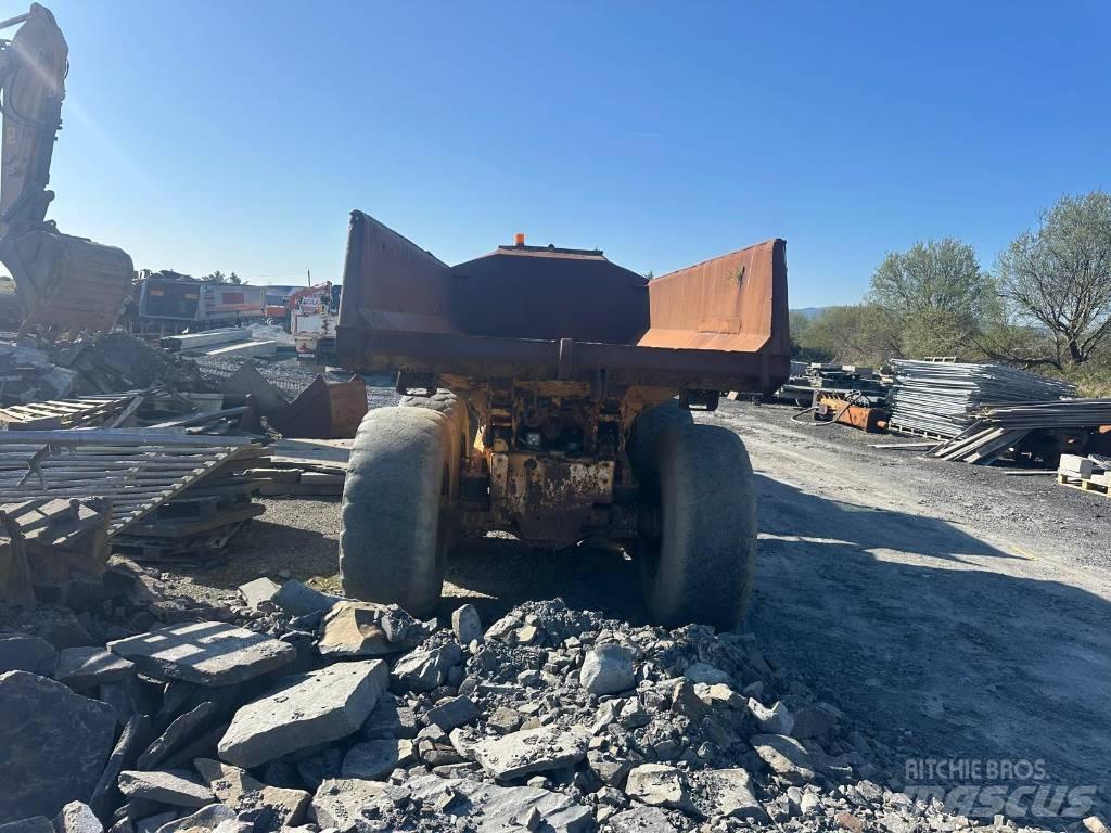 Volvo A 25 C Karjeriniai savivarčiai