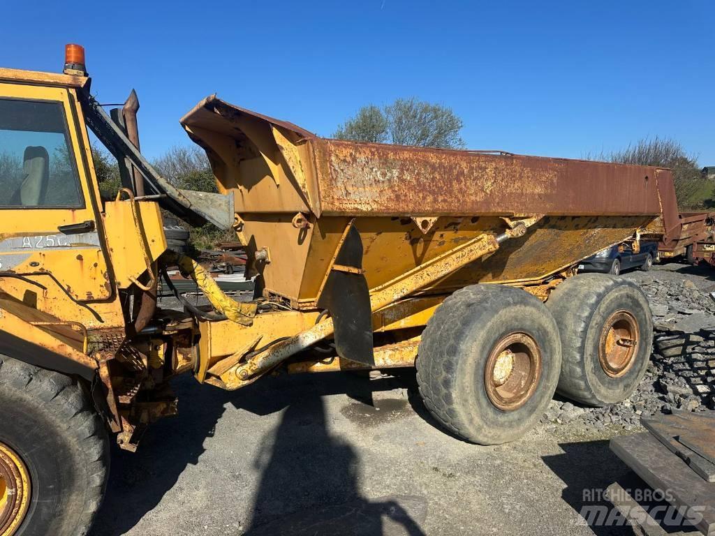 Volvo A 25 C Karjeriniai savivarčiai