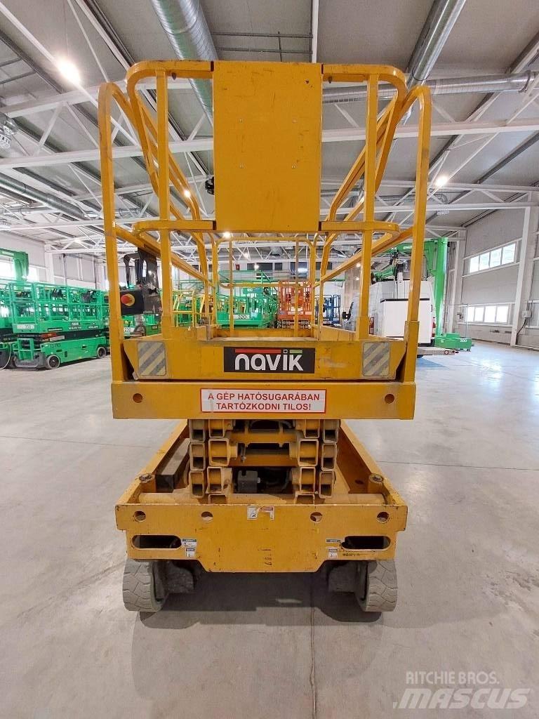 Haulotte Compact 10 Žirkliniai keltuvai