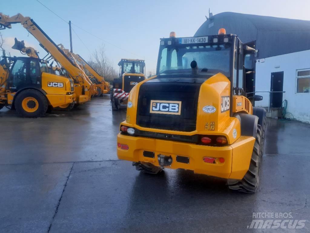 JCB TM 320 Teleskopiniai krautuvai žemės ūkiui