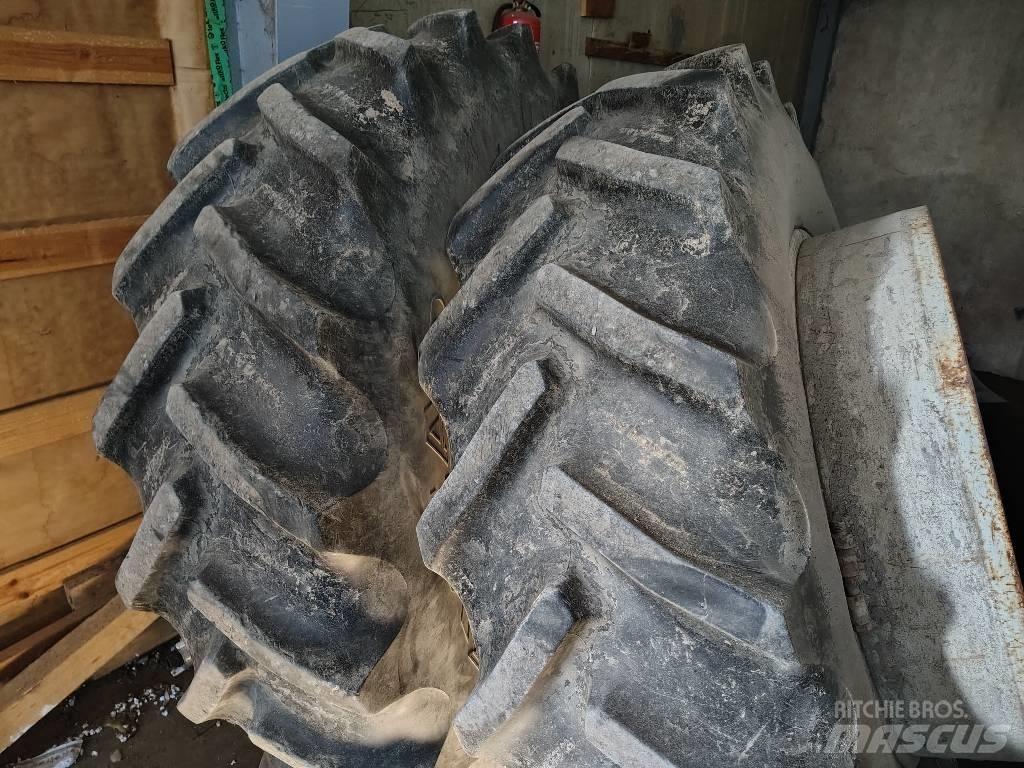 Raju 18.4R38 Padangos, ratai ir ratlankiai