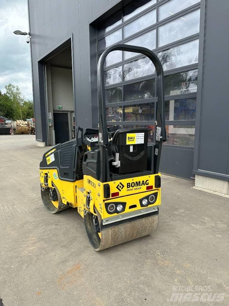 Bomag BW 80 AD-5 Porinių būgnų volai