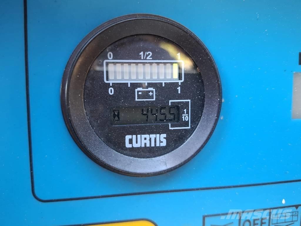 Iteco IT10122 Žirkliniai keltuvai