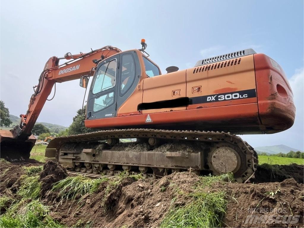 Doosan Dx300 Vikšriniai ekskavatoriai