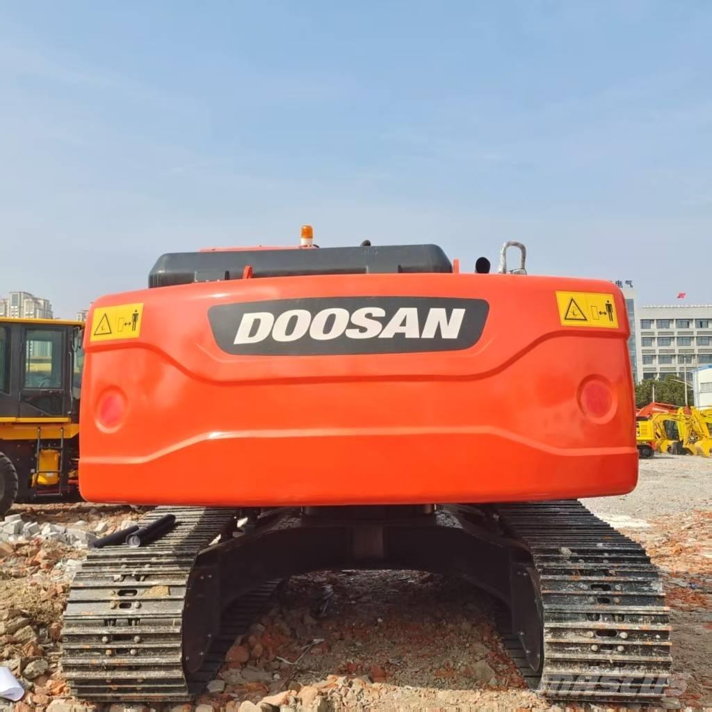 Doosan DX225LC-9C Vikšriniai ekskavatoriai