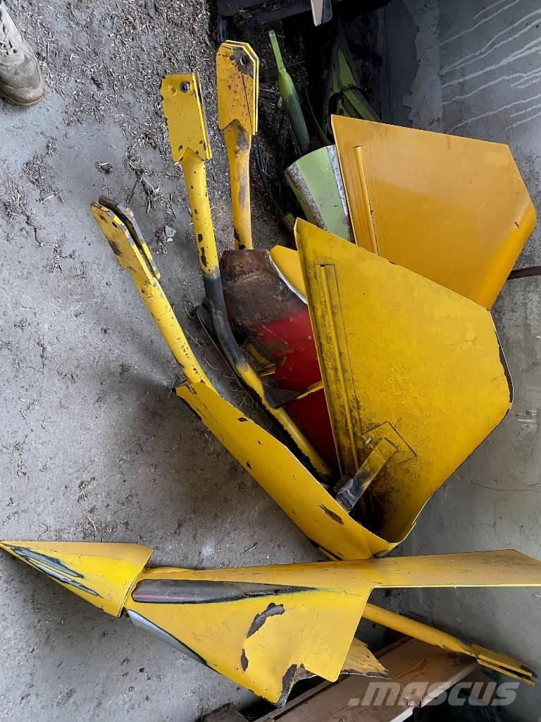 New Holland CX 8070 Derliaus nuėmimo kombainai