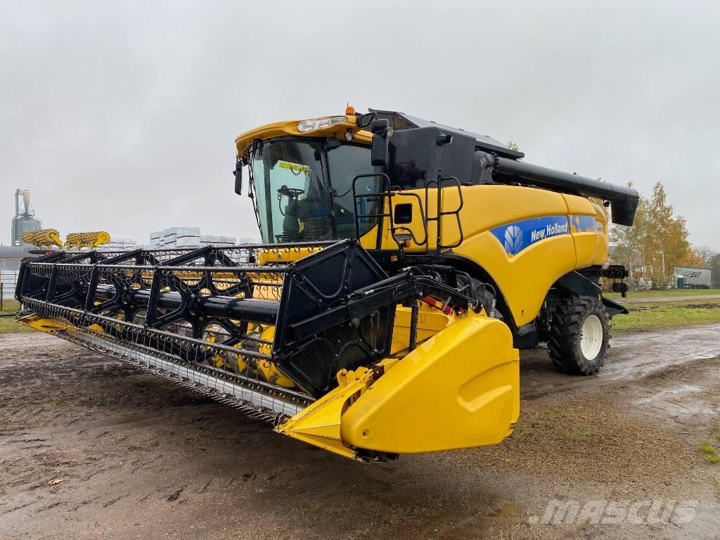 New Holland CX 8070 Derliaus nuėmimo kombainai