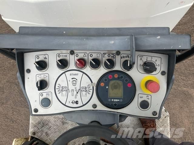 Bomag BW 120 AD-5 Porinių būgnų volai
