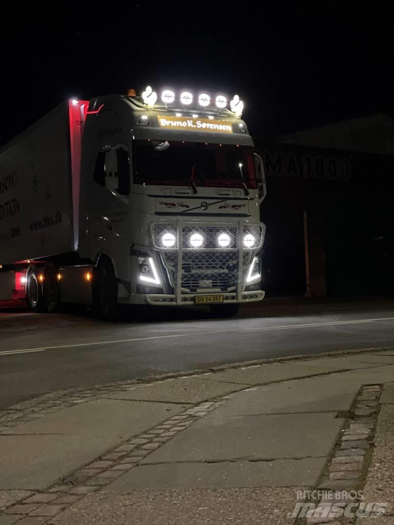 Volvo FH 16 550 Naudoti vilkikai