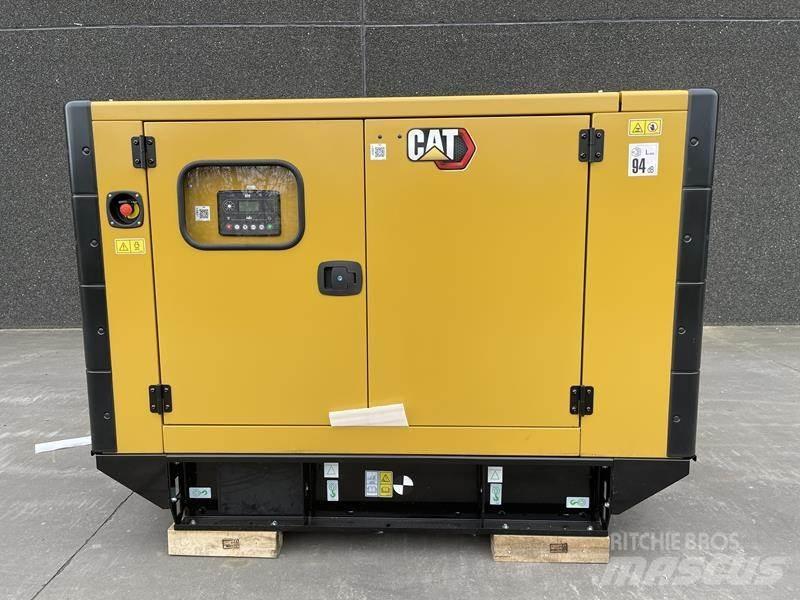 CAT DE 33 E 0 Dyzeliniai generatoriai