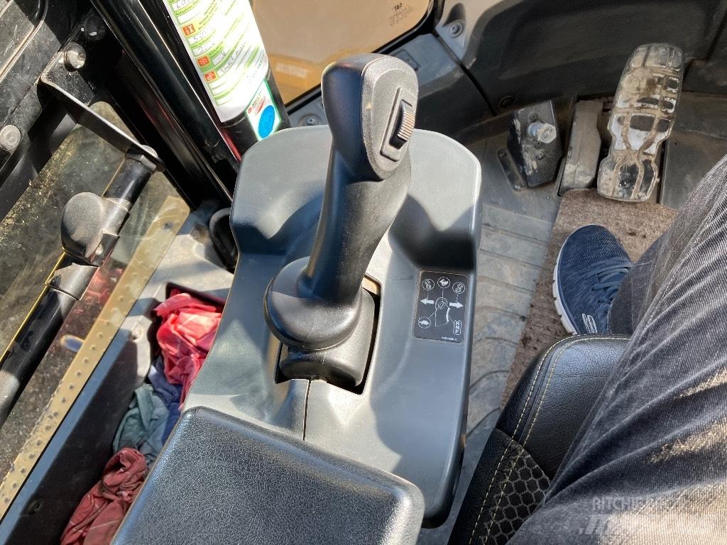 CAT 972 M XE Naudoti ratiniai krautuvai