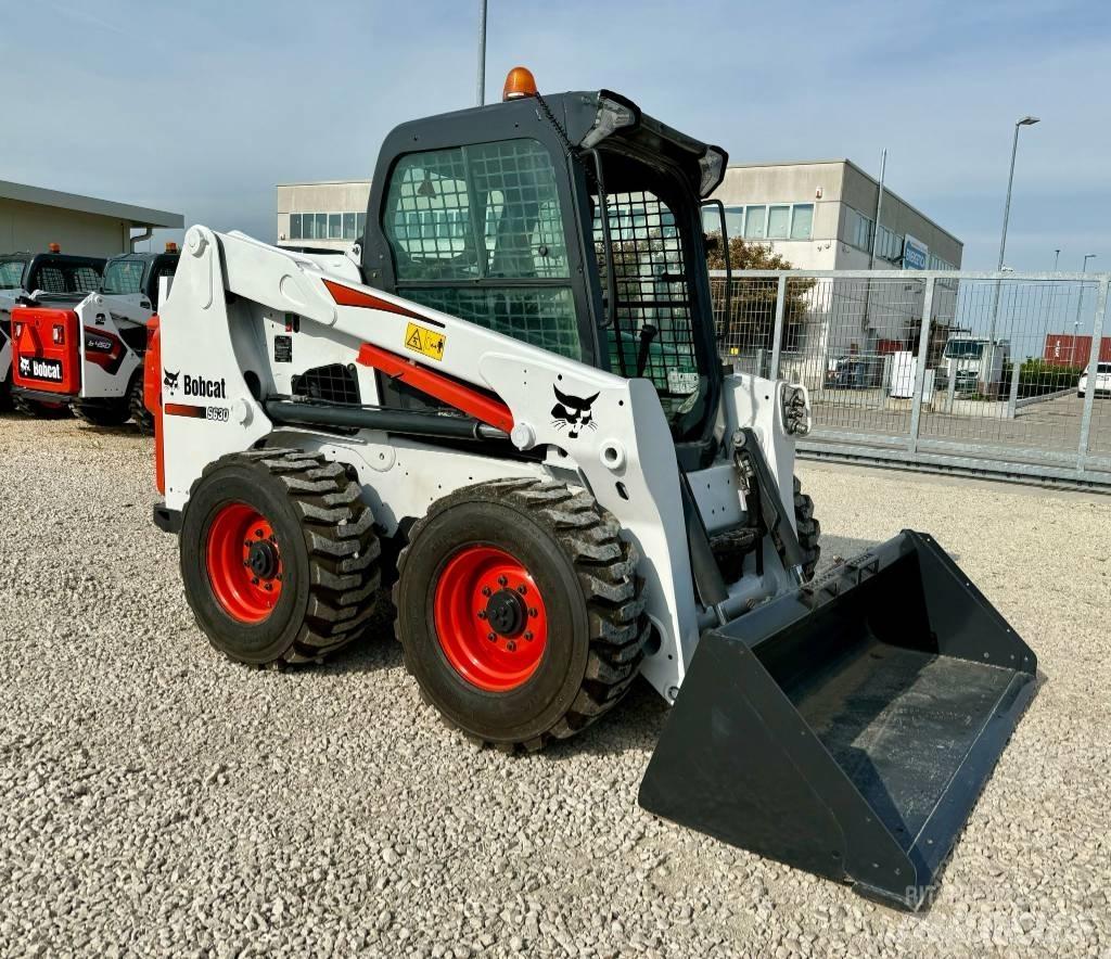 Bobcat S 630 Krautuvai su šoniniu pasukimu