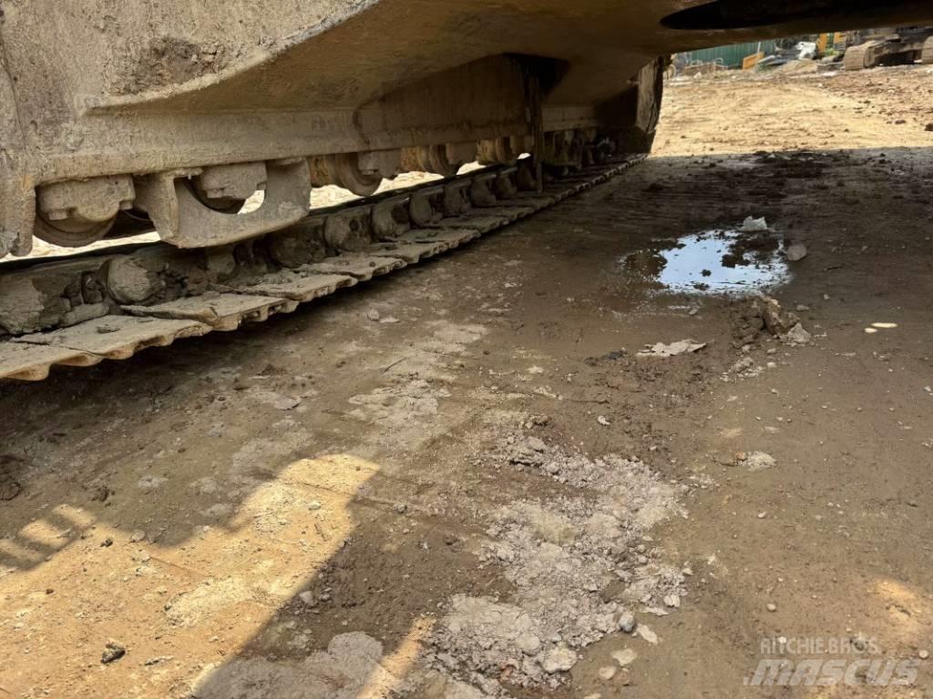 Sumitomo SH200 Vikšriniai ekskavatoriai