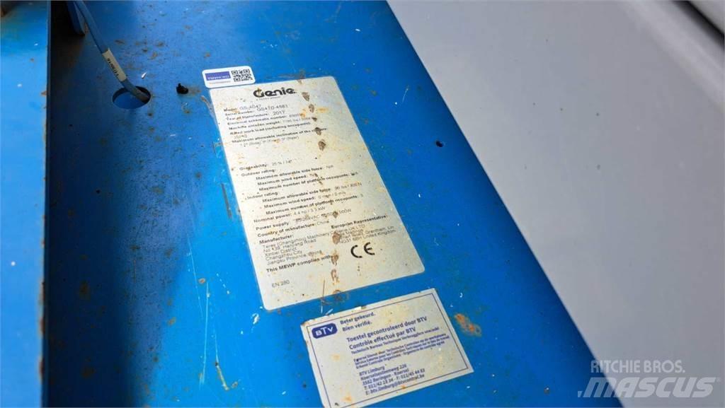 Genie GS4047 Žirkliniai keltuvai