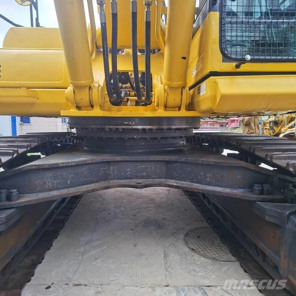 Komatsu PC 450-8 Vikšriniai ekskavatoriai