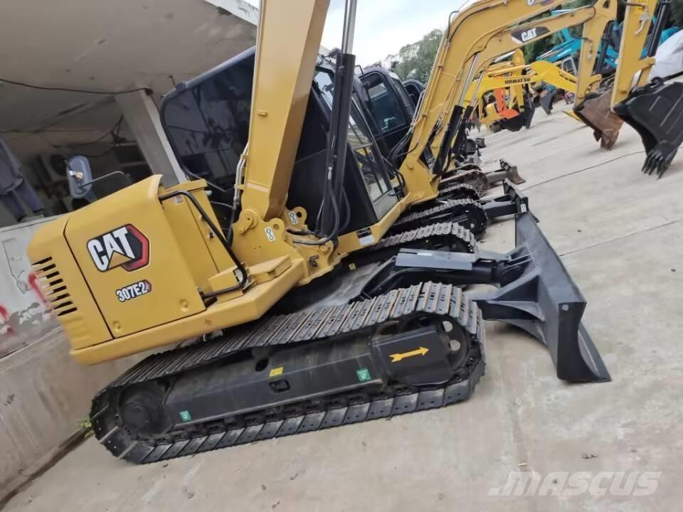 CAT 307 E Vikšriniai ekskavatoriai