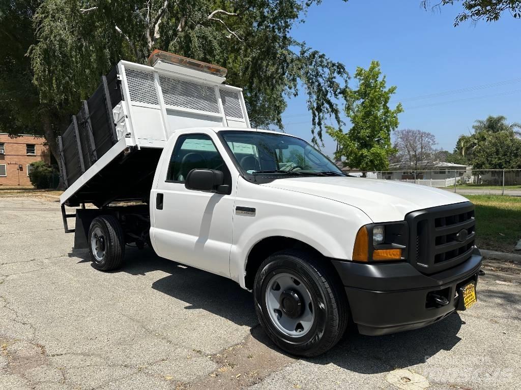 Ford F 250 Savivarčių priekabų vilkikai