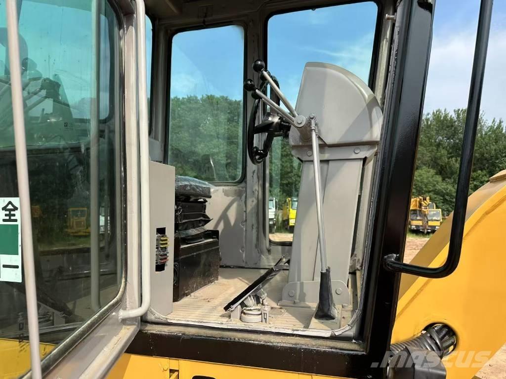 CAT 140 K Greideriai