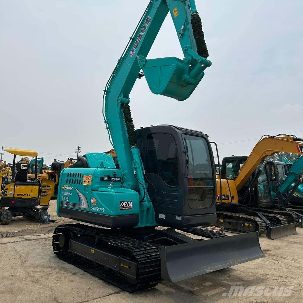 Kobelco 75 Vikšriniai ekskavatoriai