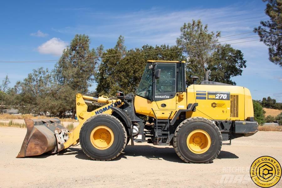 Komatsu WA 270 Naudoti ratiniai krautuvai