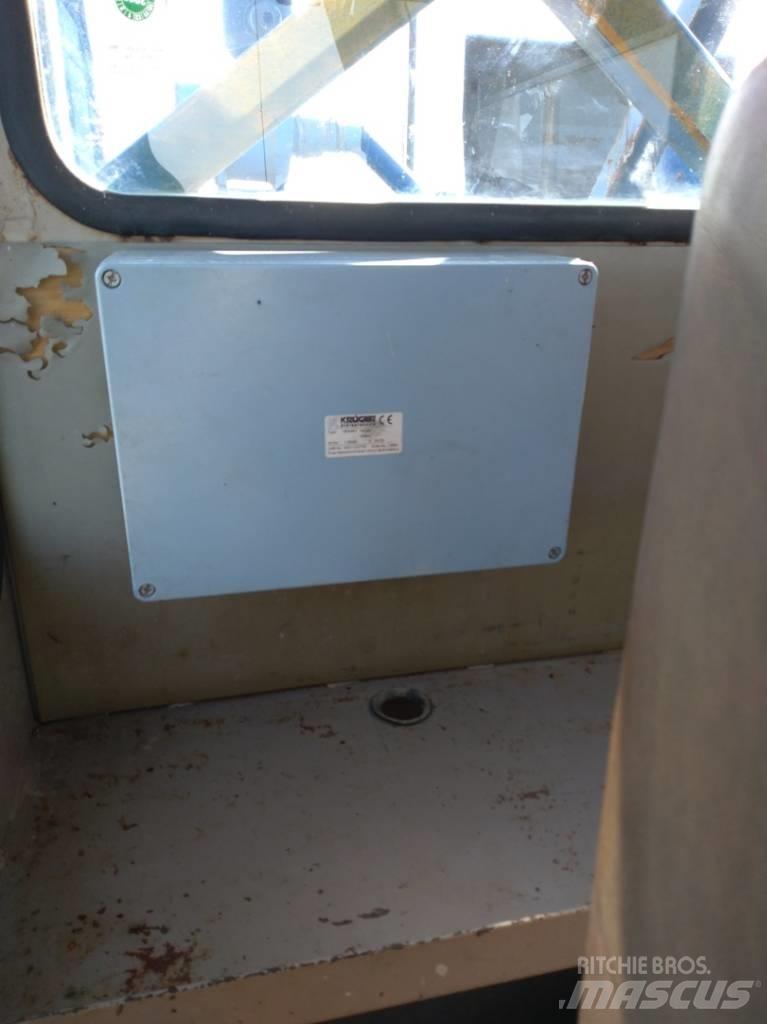 Hitachi KH 150-3 Draglaininiai ekskavatoriai