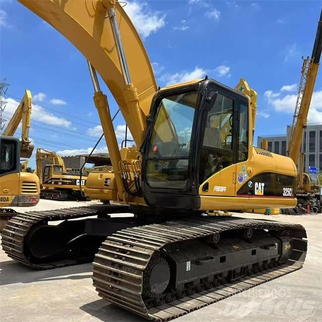 CAT 325 CL Vikšriniai ekskavatoriai