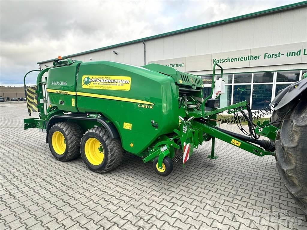 John Deere C441R Ritinių presai
