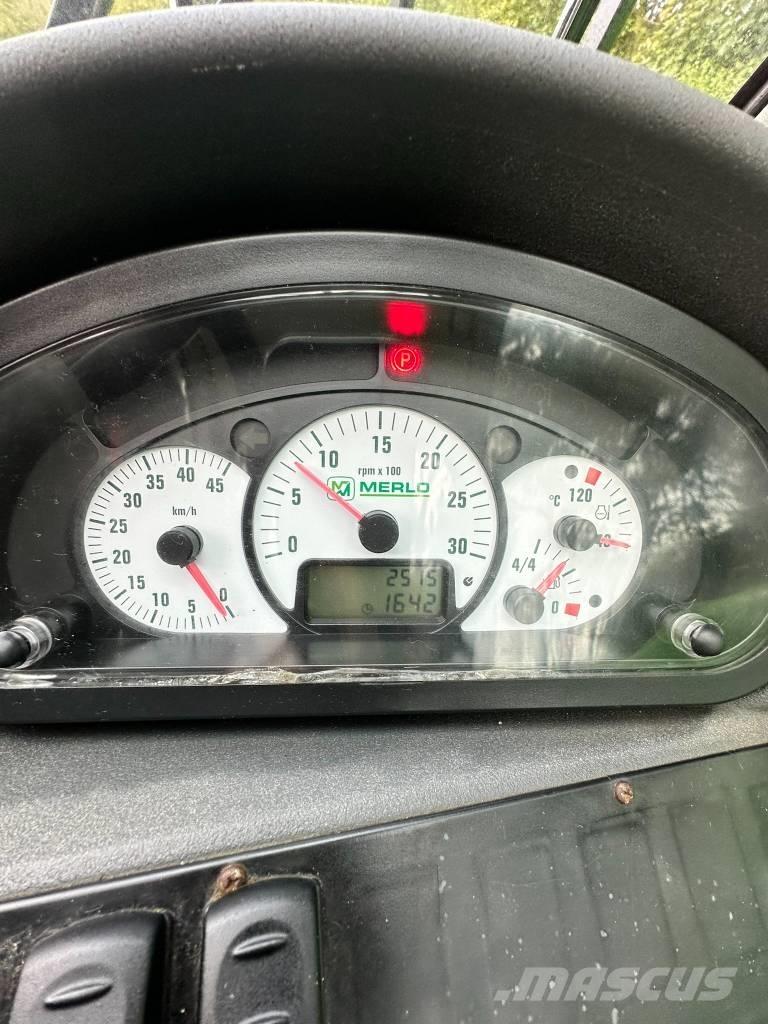 Merlo P 25.6 Teleskopiniai krautuvai