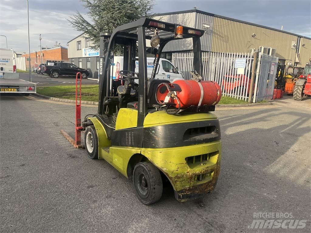 Clark C25G LPG (dujiniai) krautuvai