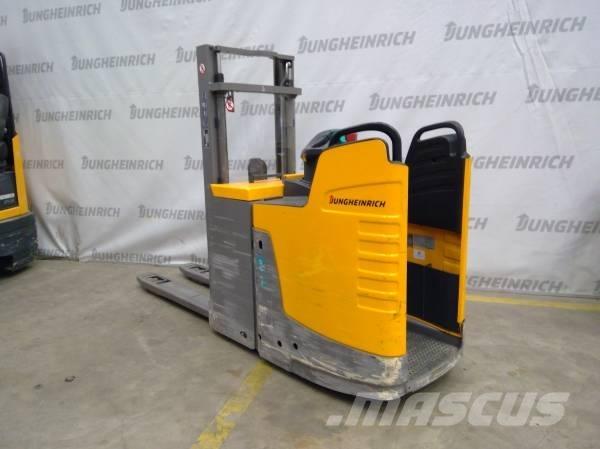 Jungheinrich ERD 220 Savaeigiai rietuvai